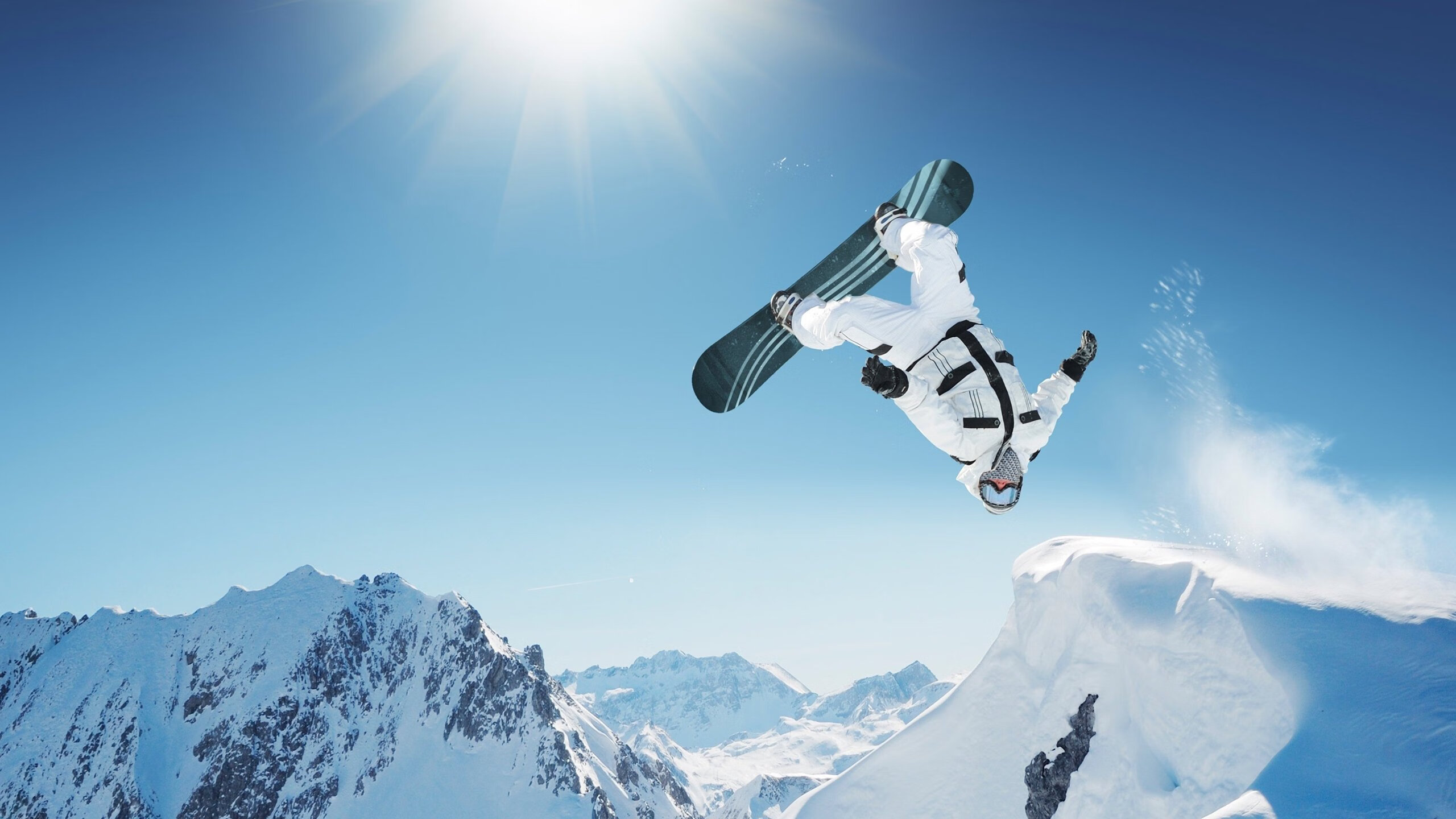 赛道与球场,文班亚马点燃F1年度争冠之夜